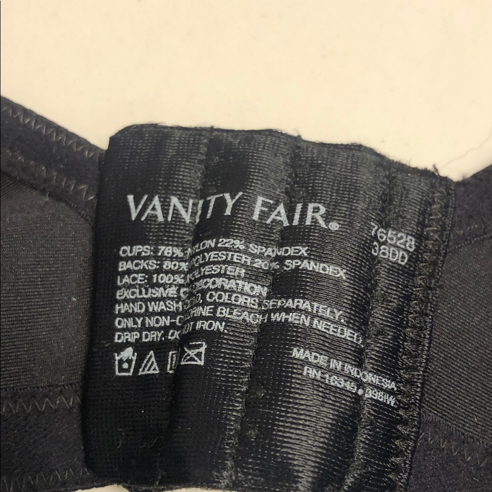 Vanity Fair NWOT Size 38 DD Group of 3 bras - Picture 4 of 7